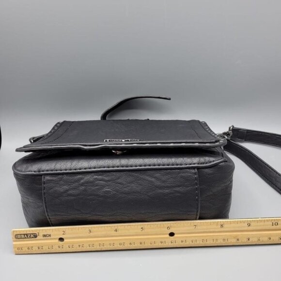 Jessica Simpson Black Leather Flap Messenger Bag w/ gunmetal chain & long strap - Picture 6 of 9